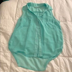 turquoise collared blouse